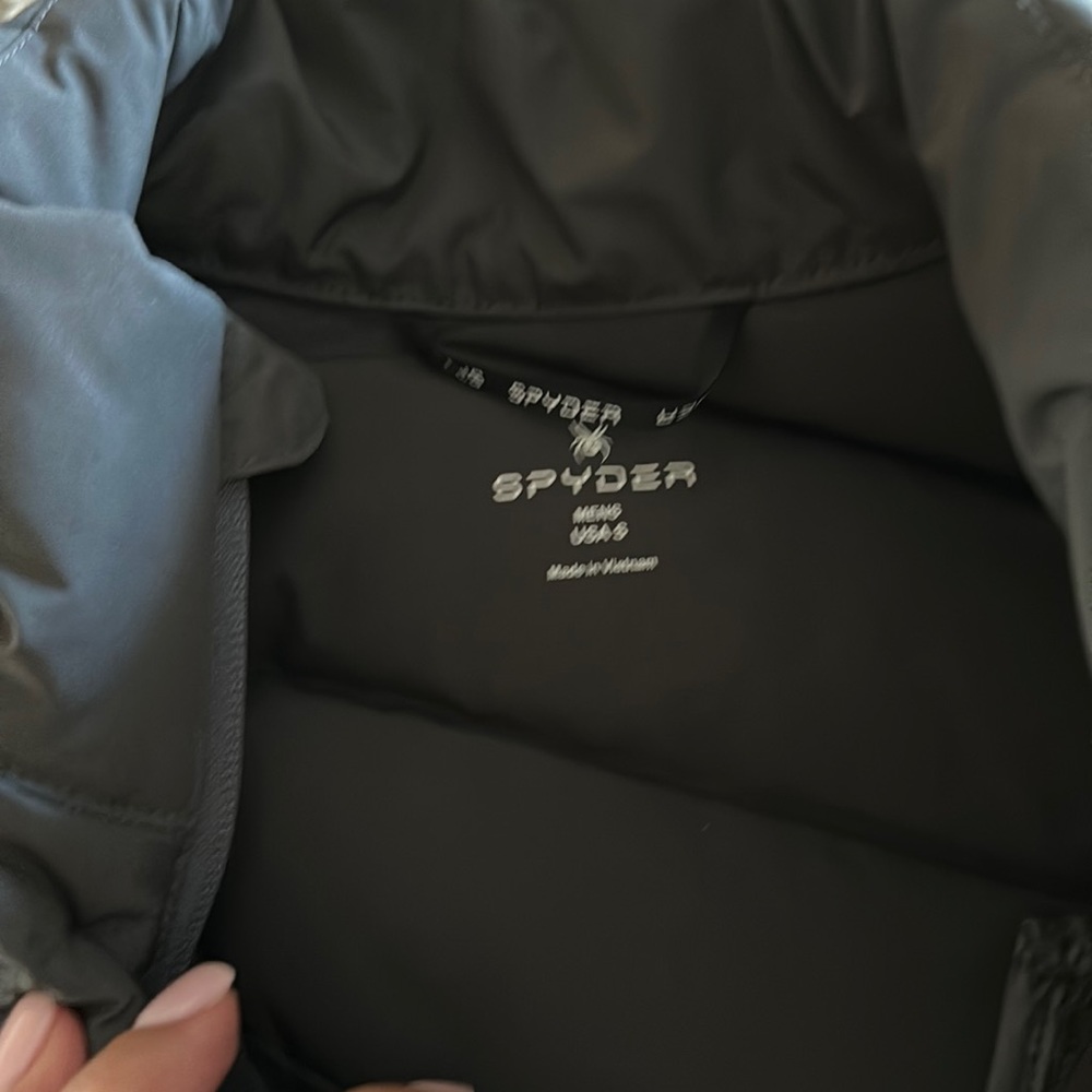 Spyder down vest mens. Excellent condition never used
